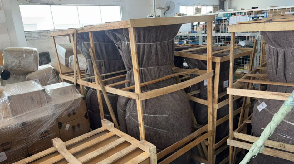 1757416405590808.png 4885.png